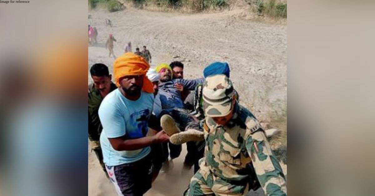 Punjab: 1 labourer dead, 4 others rescued by BSF as soil collapses